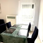 Luna Deluxe Olimpia Port Apartment
