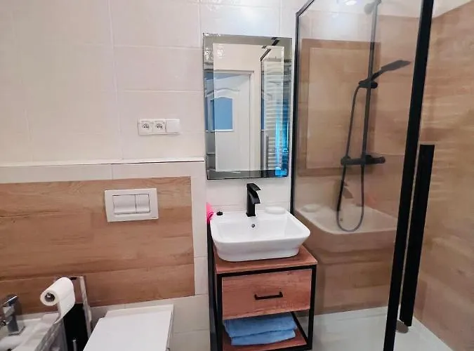 Luna Deluxe Olimpia Port * 브로츠와프